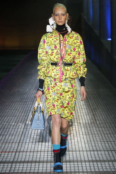 desfile prada 2017|prada fashion 2017.